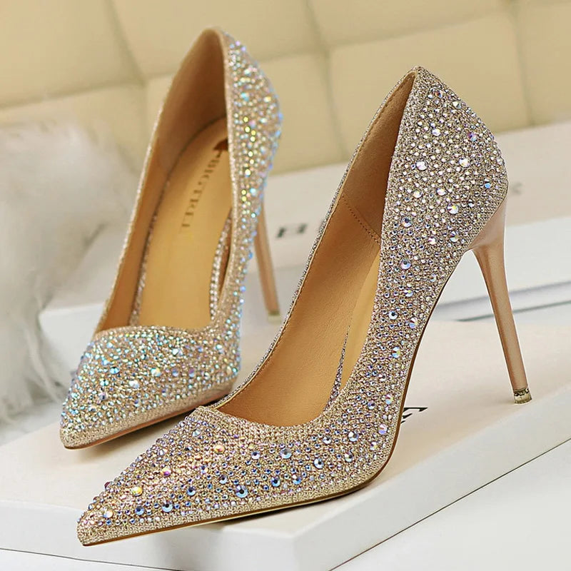 Rhinestone Woman Pumps