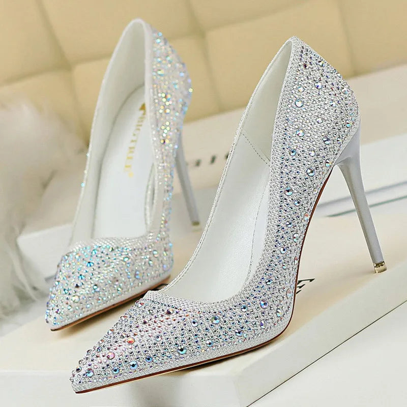 Rhinestone Woman Pumps